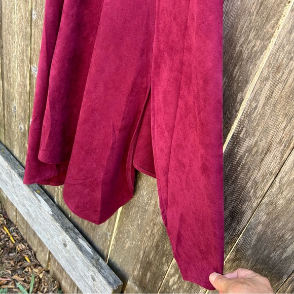 Umgee super Soft Flowy Maroon Skirt Size M - Picture 5 of 11